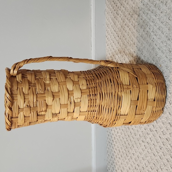 Tall Vintage Woven Wicker Basket Picher Vase With Handle - Natural Brown - Picture 3 of 11